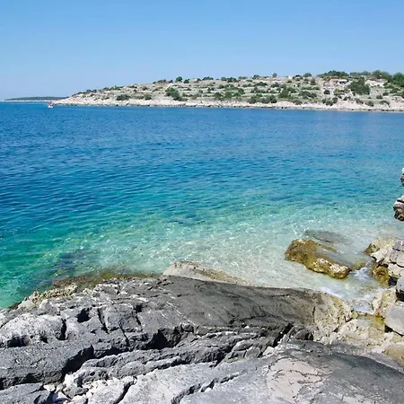 Holiday House By The Sea With Amazing Terrase View -